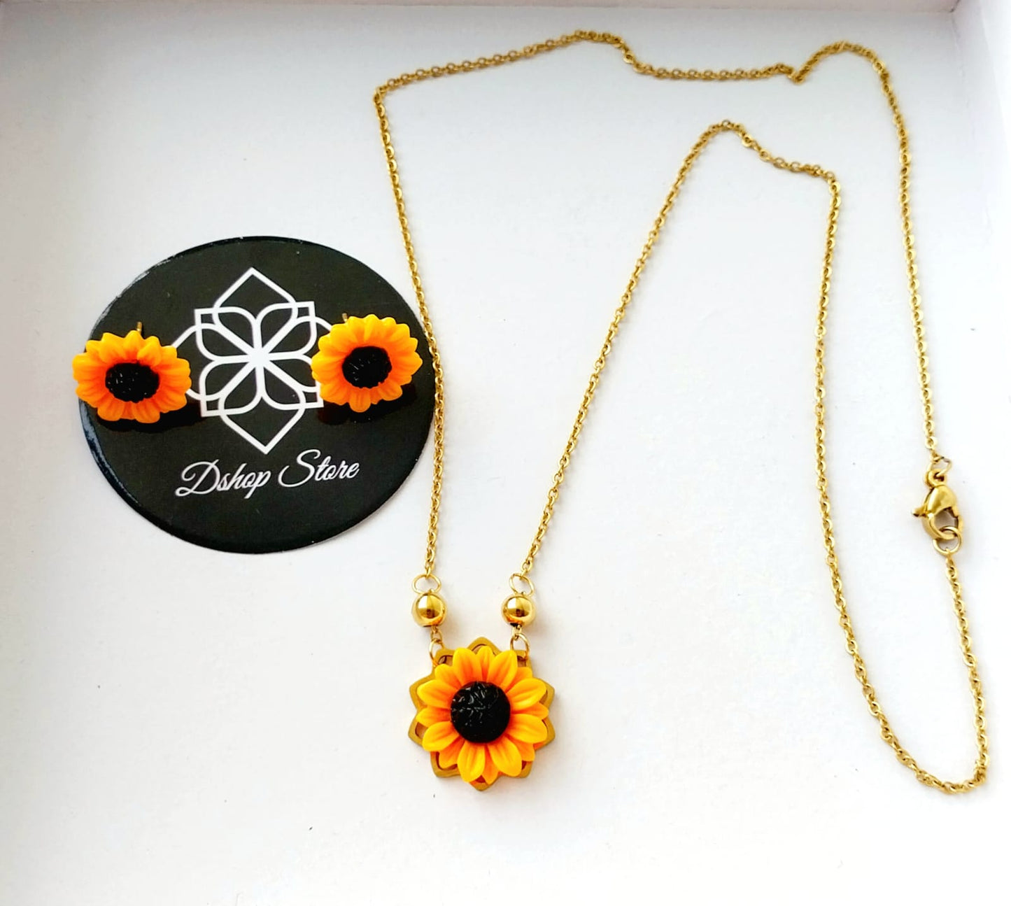 Collar + Aretes Girasol Modelo ASHA